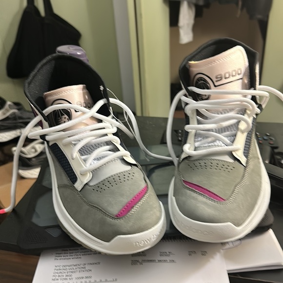 brand new never worn hard to find sz11 NWOT - Picture 4 of 4